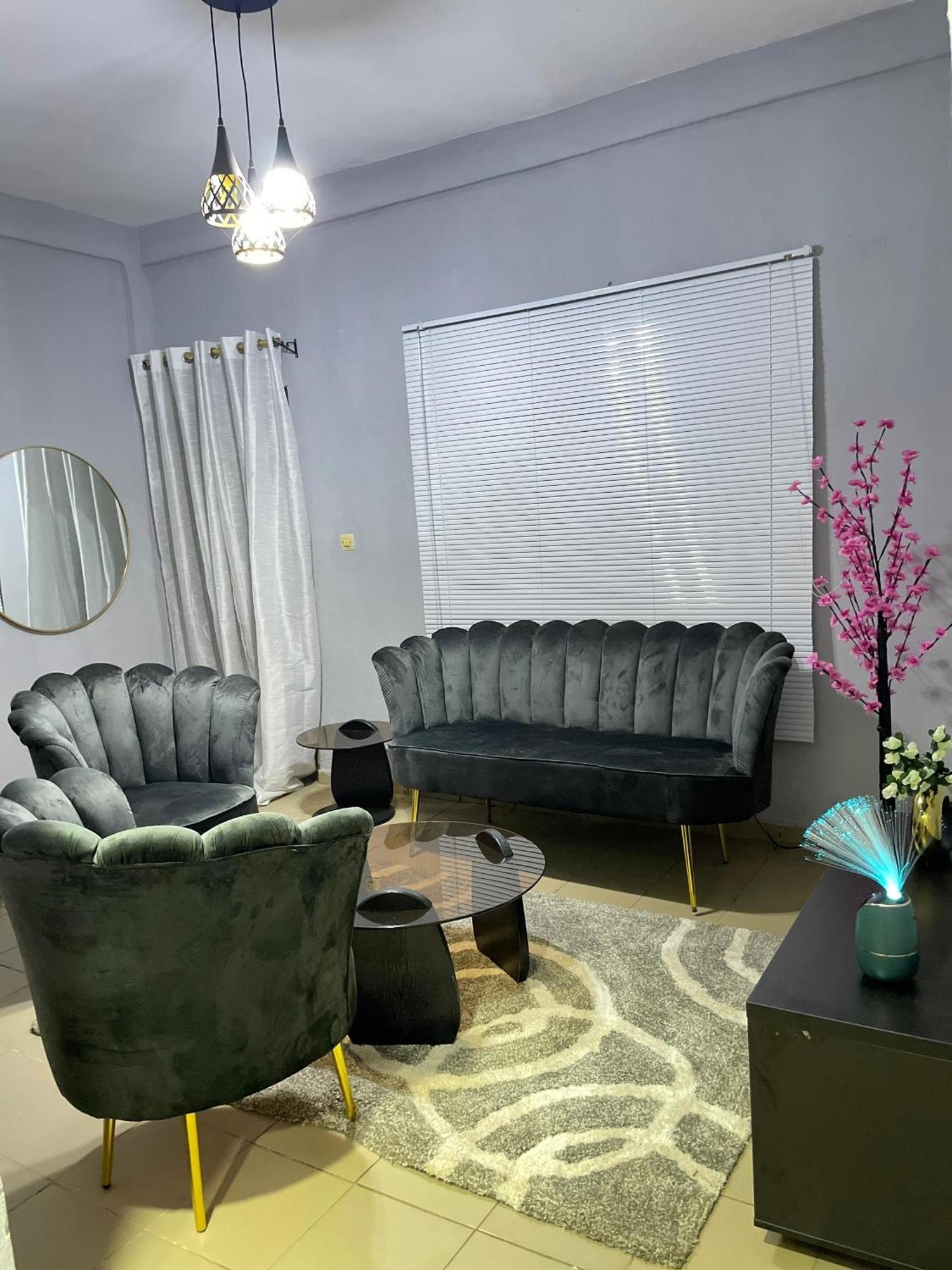 Ecolinkshouse Villa ยาอุนเด ภายนอก รูปภาพ